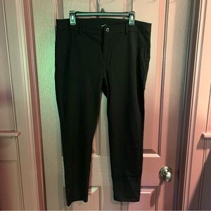 Garnet Hill Women's Black Trousers